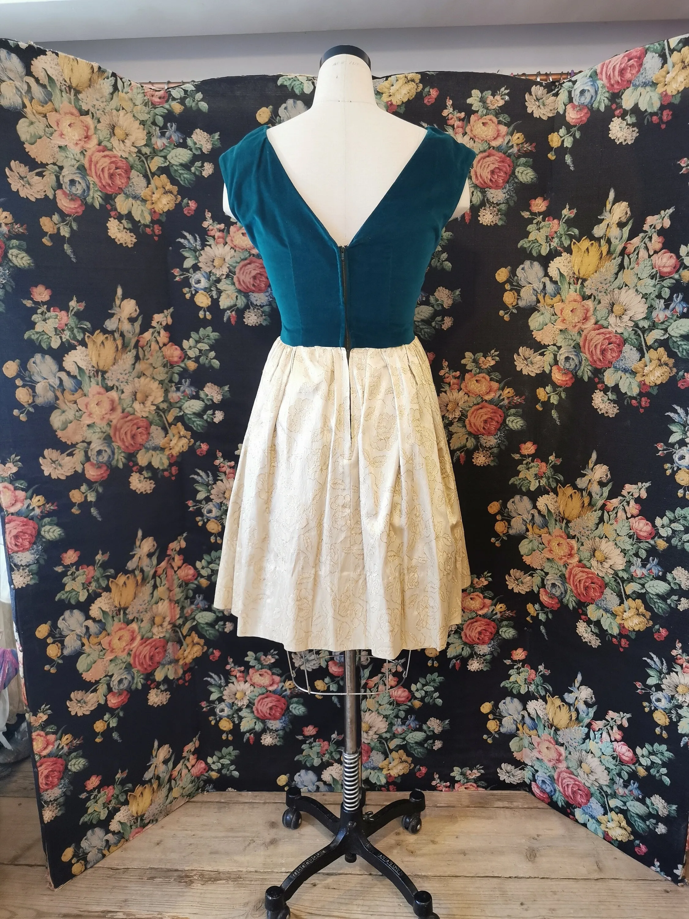 60s Green velvet boat neck party dress with gold brocade skirt