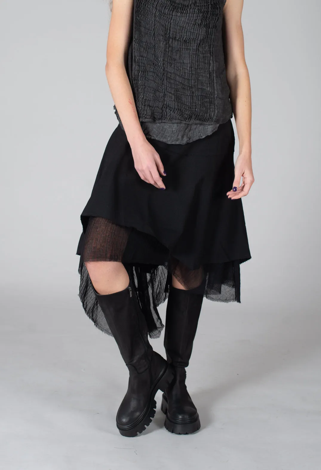 Baski Skirt in Black