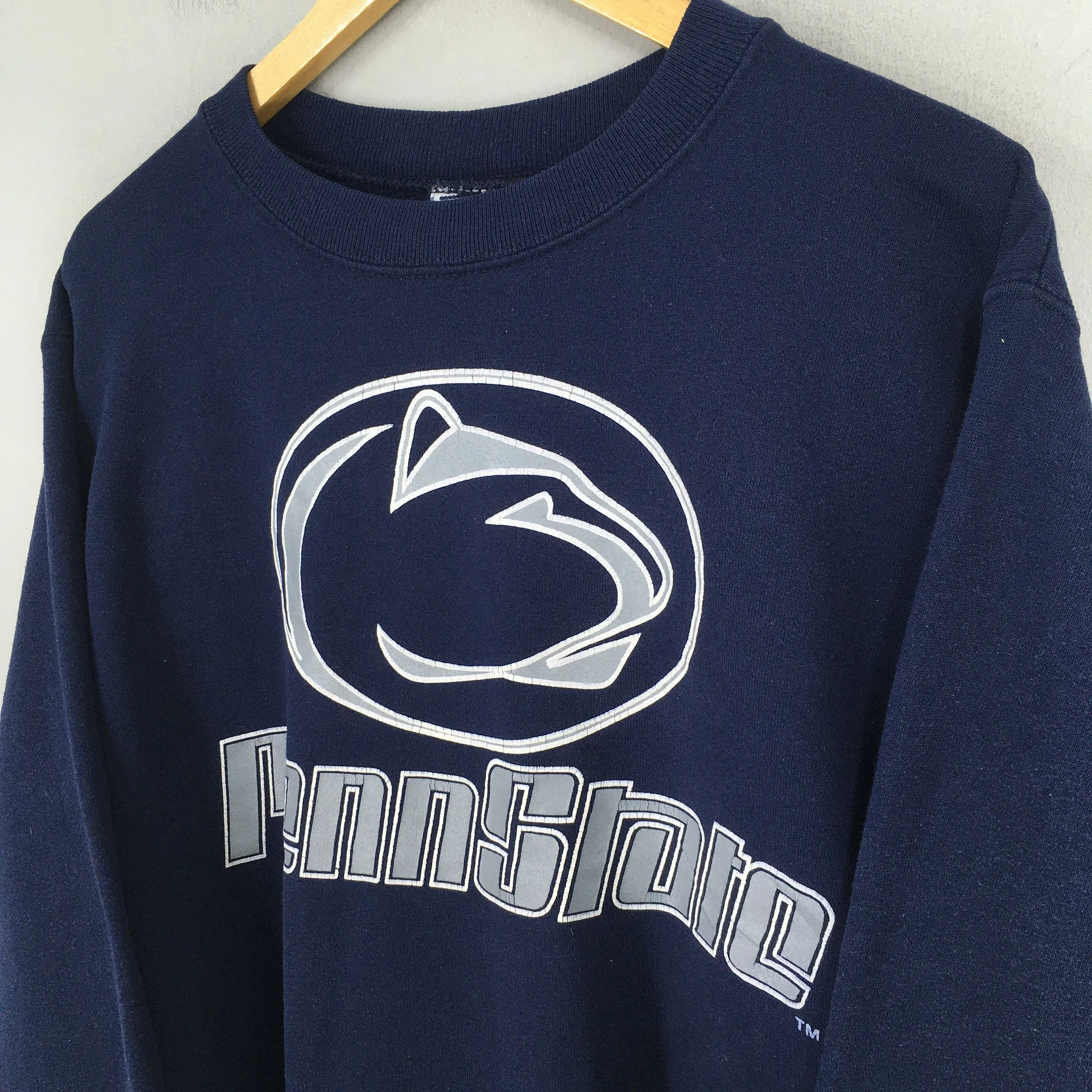 The Pennsylvania Penn State University Blue Sweatshirt M