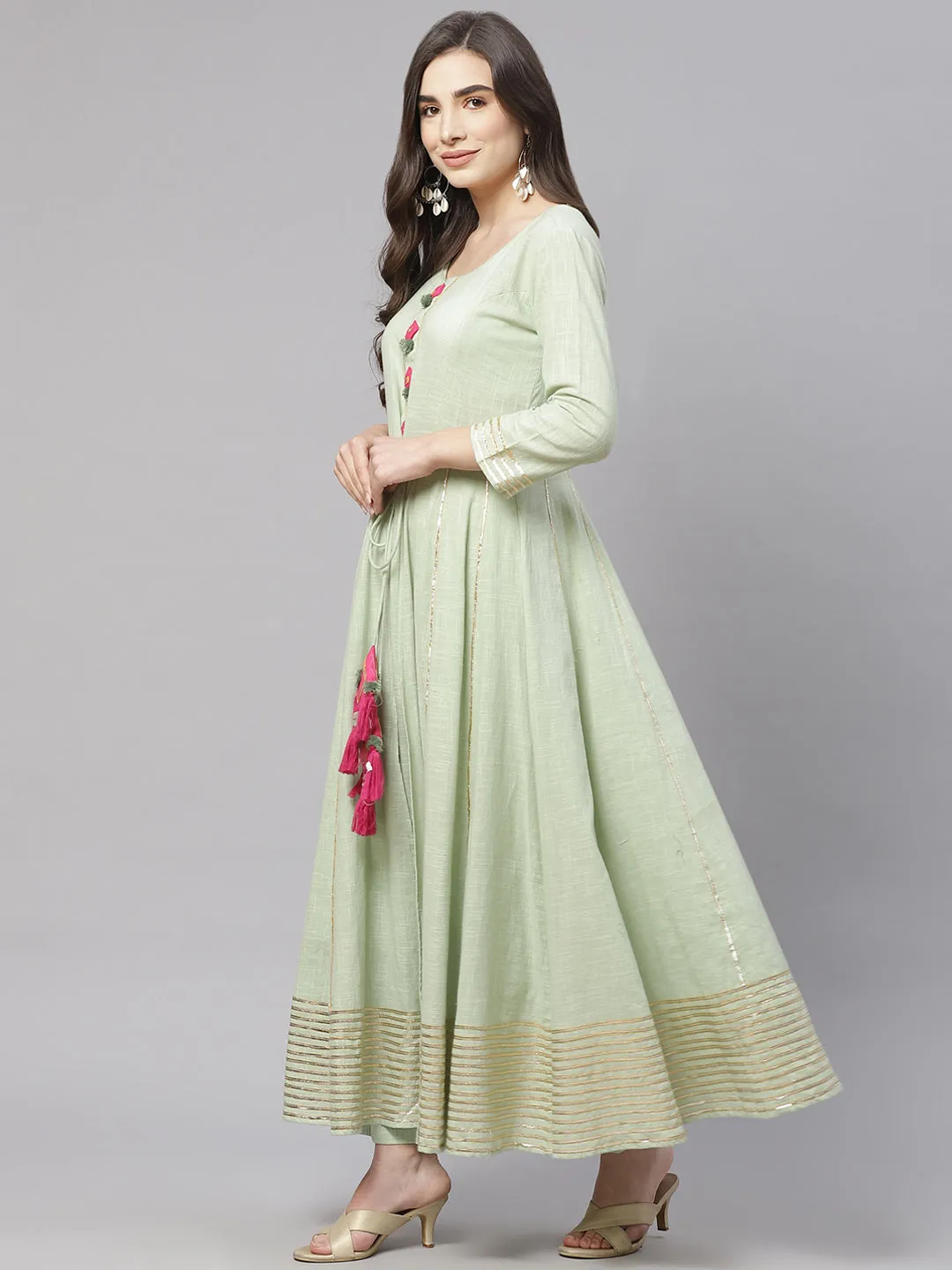 Women'S Pastel Green Flaired Cotton Kurta With Pants